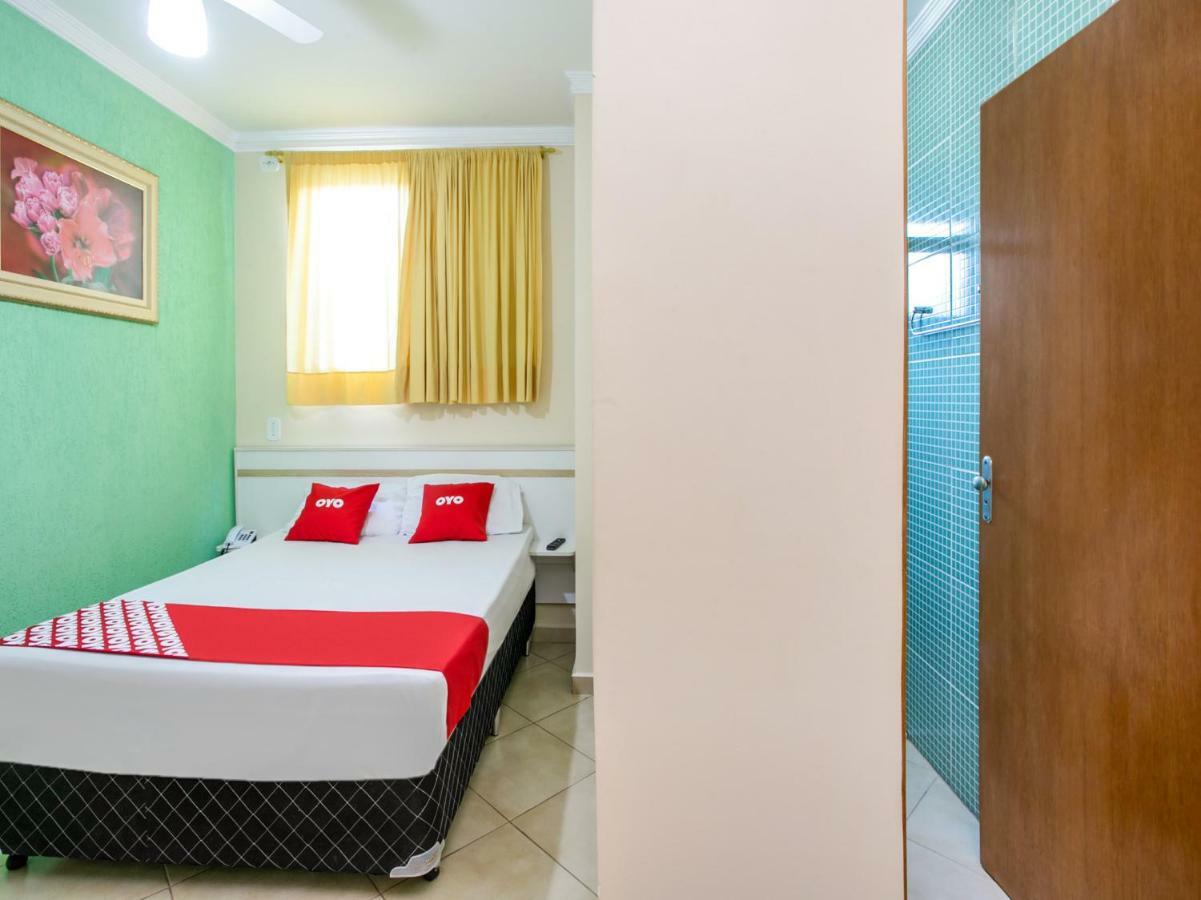 Santana de Parnaíba Oyo Hotel Dayse מראה חיצוני תמונה